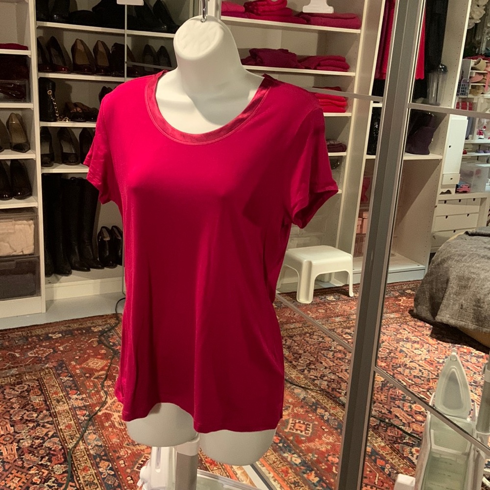 Banana Republic  luxury T shirt
